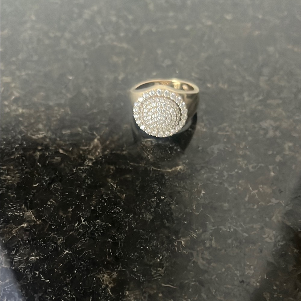 Elegant Gold and Silver Ring